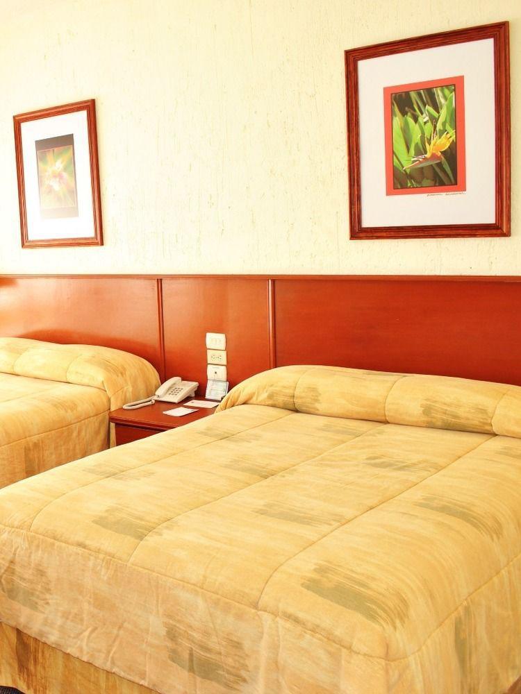 Hotel Marcella Clase Ejecutiva Морелия Экстерьер фото